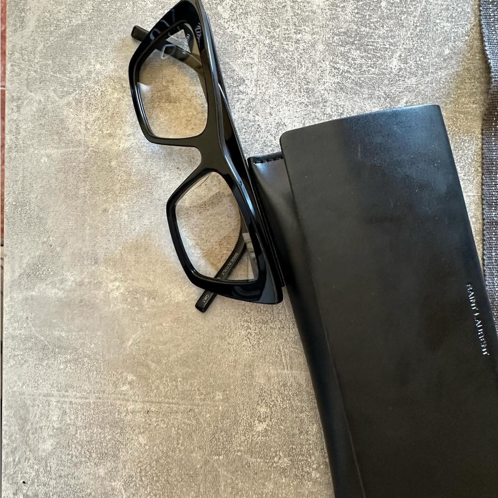 Saint Laurent Black and Cream Square Sunglasses Mica 276 038